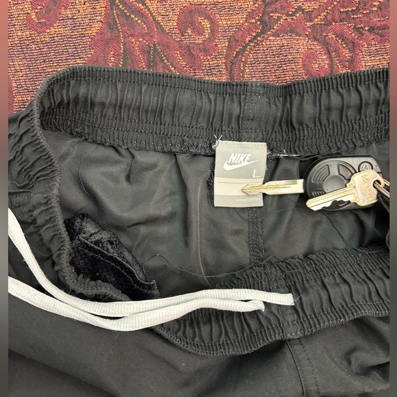 00s Nike Swim Shorts - Picture 2 of 2